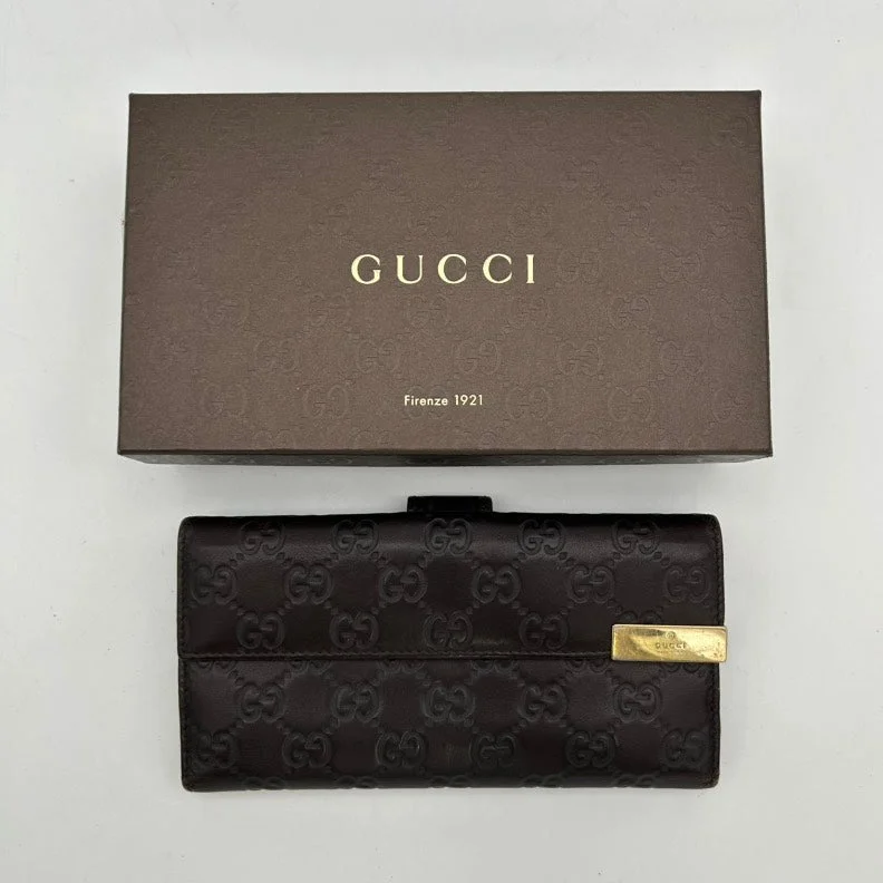 Gucci handbags for women with a back - zip pocketGucci Black Leather GG Monogram Clutch Wristlet Medium