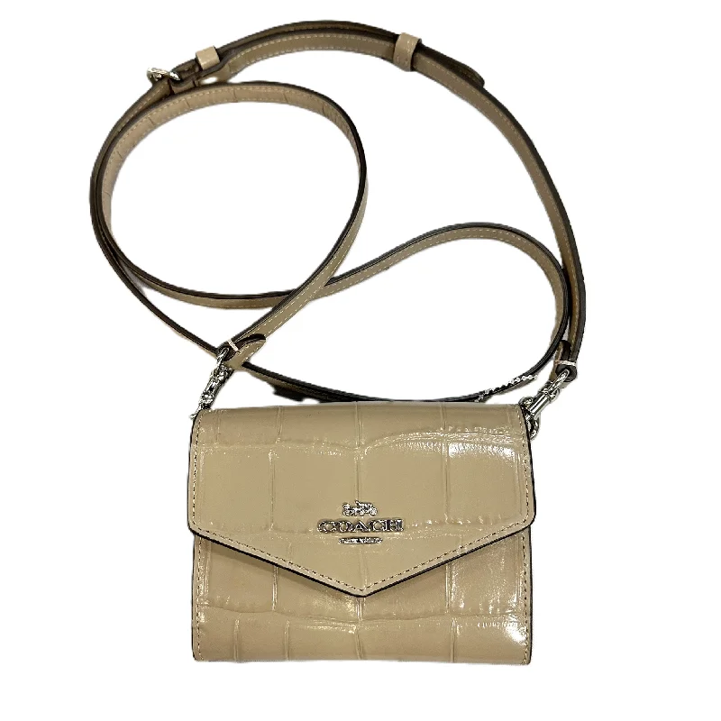 Coach Dempsey bags with a contrast - colored interior for visual interestCrossbody Designer By Coach, Size: Small