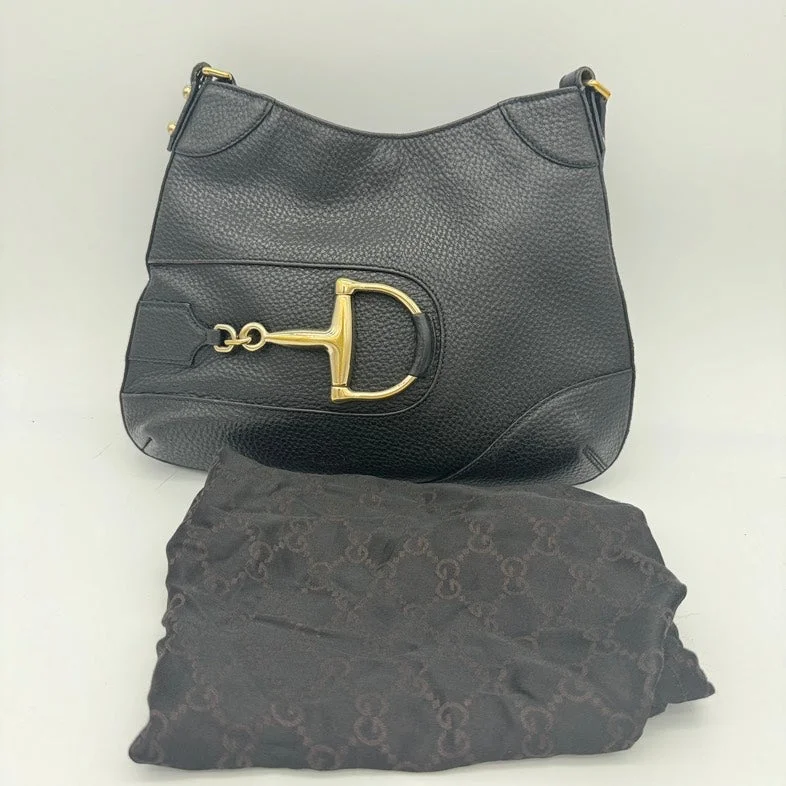 Women Gucci bags with a front - flap pocket for quick - access itemsGucci Black Leather Horsebit Shoulder Bag - Medium Size