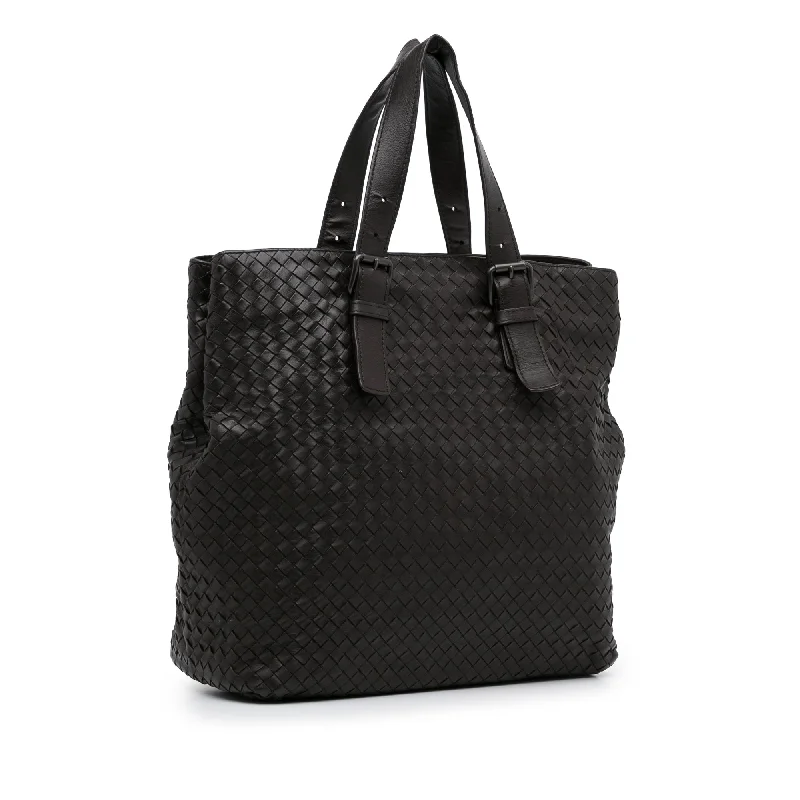 Bottega Veneta bags with geometric patternsBrown Bottega Veneta Intrecciato Tote Bag