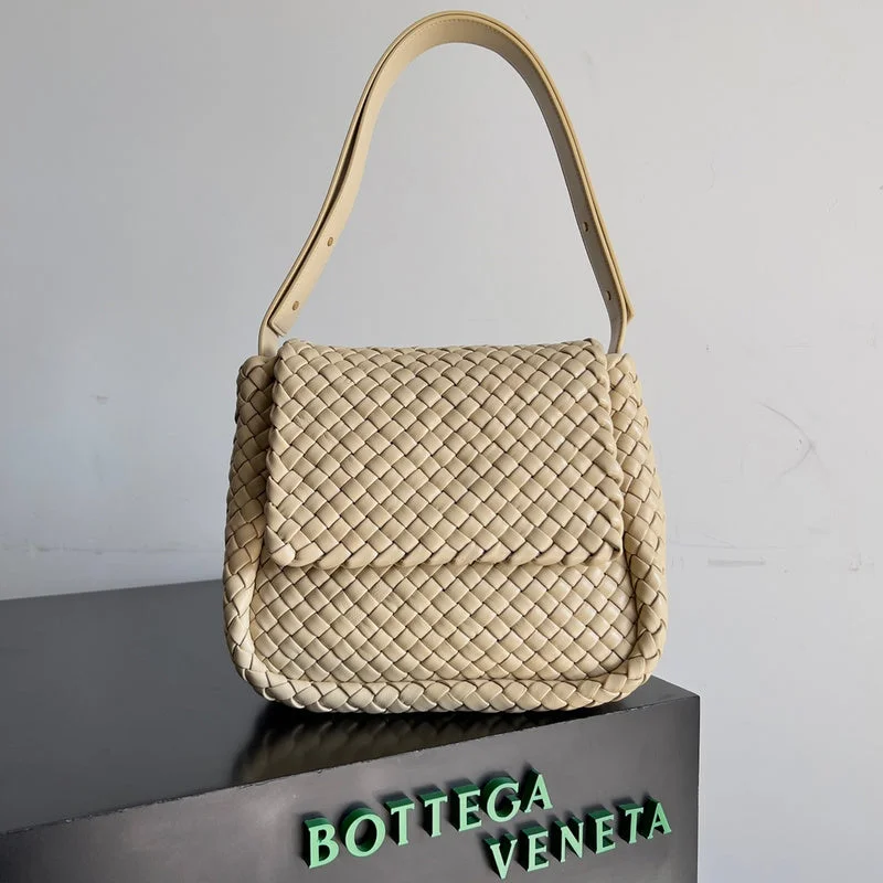 Bottega Veneta bags with velvet insertsWhimsy Finds - Bottega Veneta Bags - 250