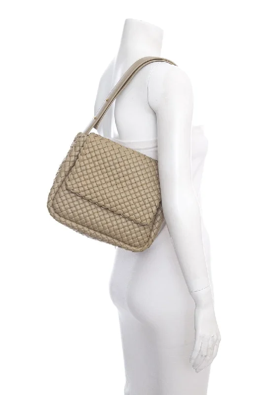 Bottega Veneta bags with leather - embossed designsBottega Veneta Cobble Shoulder Bag Handbag