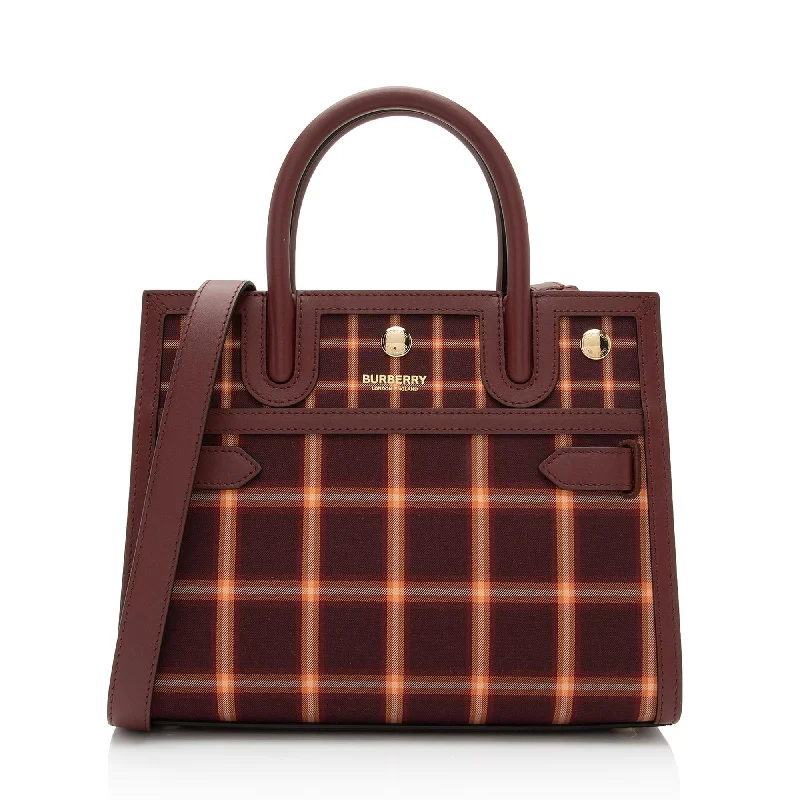 Pattern - Mixing Burberry Bags for a Fashion - Forward LookBurberry Tartan Check Smooth Calfskin Title Mini Tote (SHF-zkxnVr)