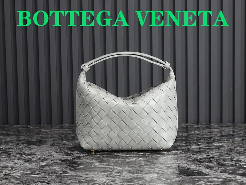 Bottega Veneta bags with zigzag patternsWhimsy Finds - Bottega Veneta Bags - 188