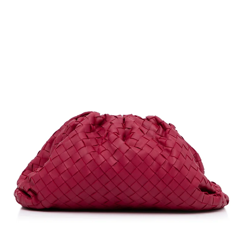 Bottega Veneta bags for art exhibitionsBottega Veneta The Pouch Pink Intrecciato Leather