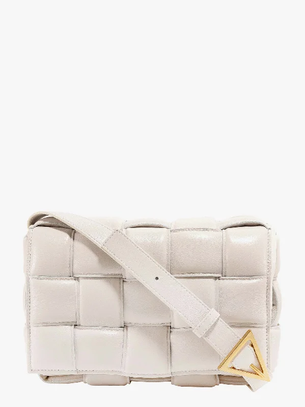 Bottega Veneta bags with chain - link detailsBottega Veneta Women Bottega Veneta White Shoulder Bags