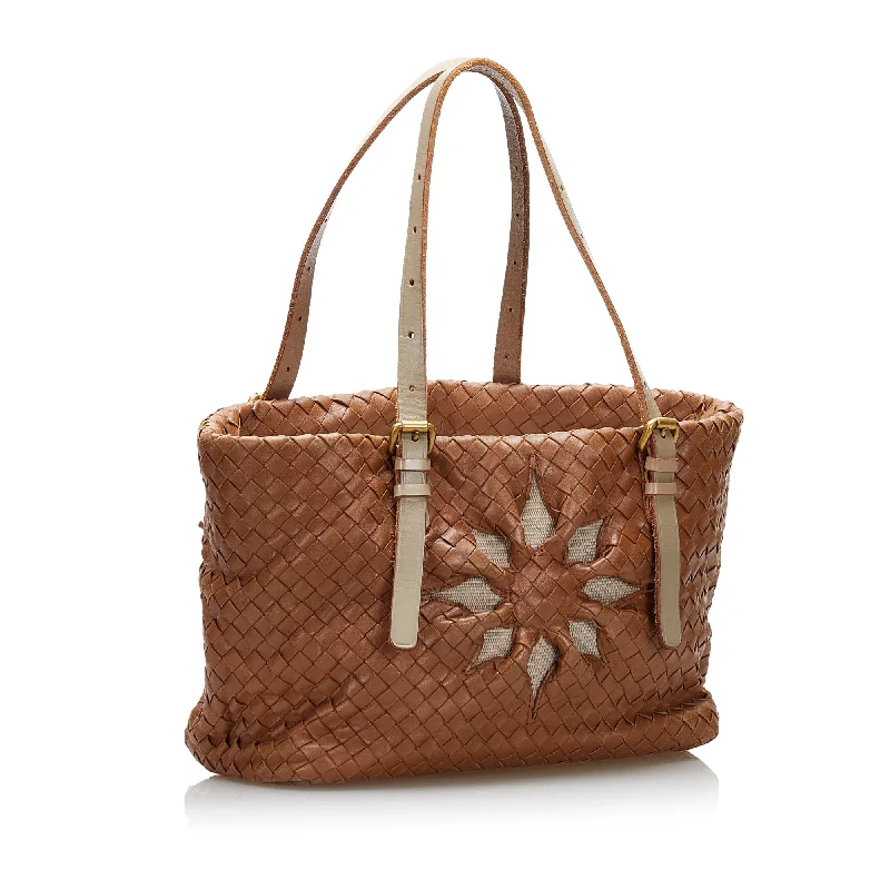 Bottega Veneta bags made of high - quality calfskinBrown Bottega Veneta Intrecciato Flower Tote