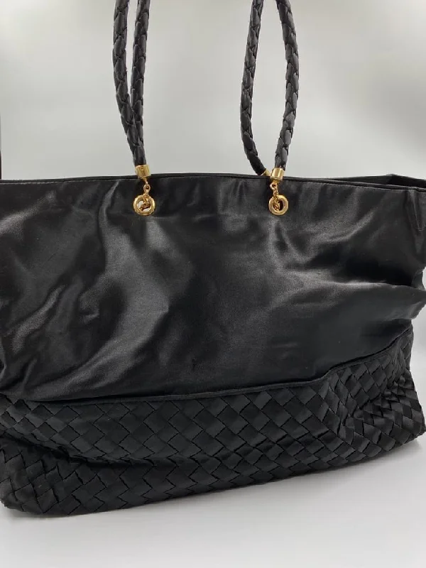 Bottega Veneta bags for urban commutingBottega Veneta satin tote