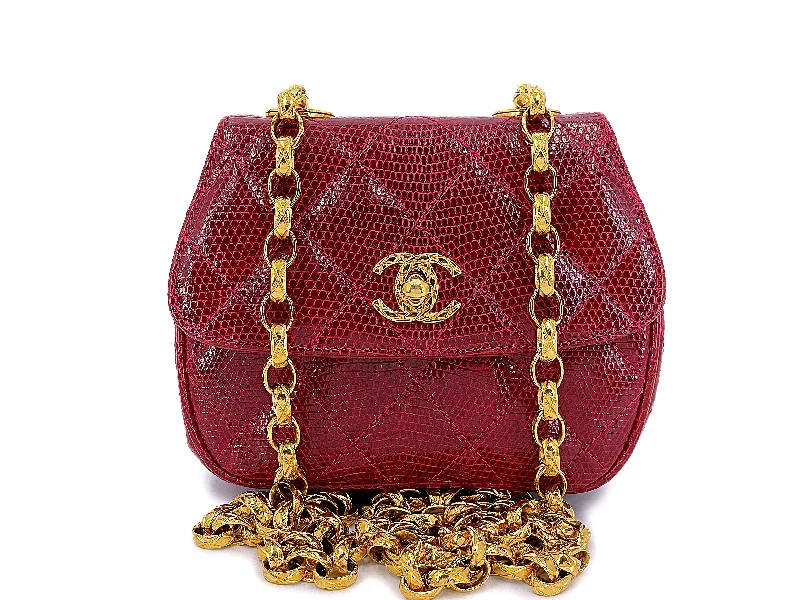 Chanel Black Handbag for Business MeetingsChanel Vintage Lizard Mini Flap Bag 1980s Rare Red Etched Chain Round PSK