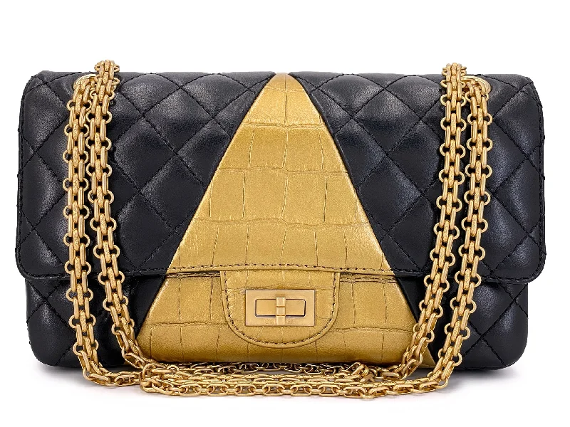 Chanel Quilted Leather Shoulder Bag for FashionistasChanel 19A Egypt Black/Gold Crocodile Print Pyramid Reissue 225 2.55 Flap Bag Paris-New York NZP