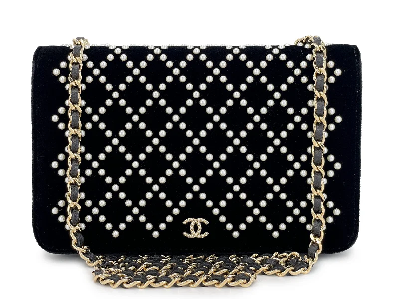 Chanel Luxury Handbag for High - End EventsChanel Black Velvet Pearl Studded Wallet on Chain WOC Evening Bag GHW X3O