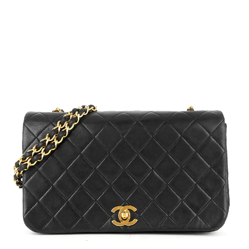 Chanel Vintage Inspired Handbag for Retro LoversSingle Flap Small Lambskin Leather Bag