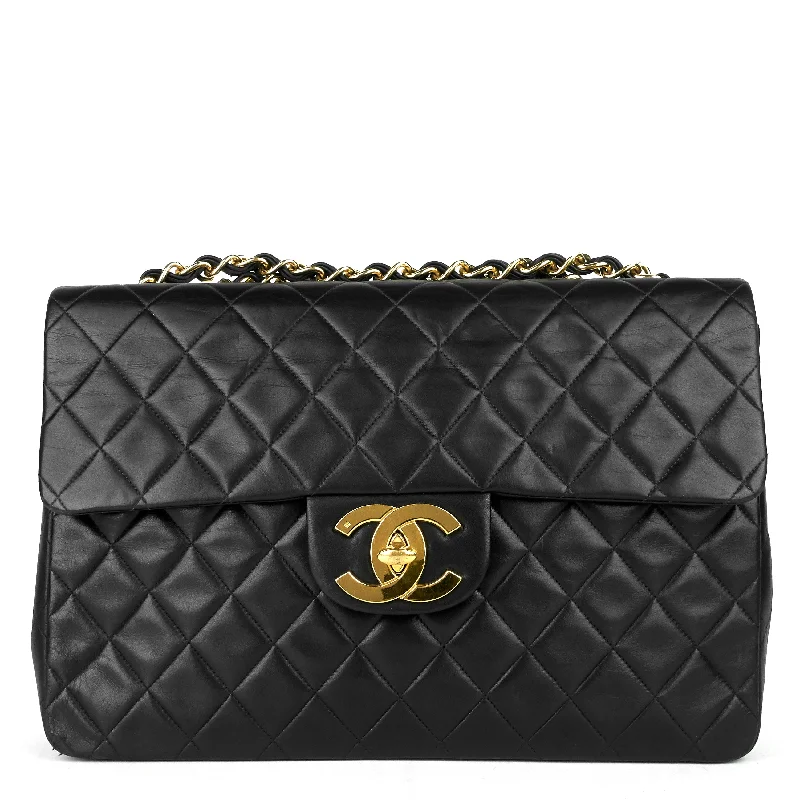 Chanel Chain Strap Handbag for Everyday UseClassic Single Flap Maxi Lambskin Leather Bag