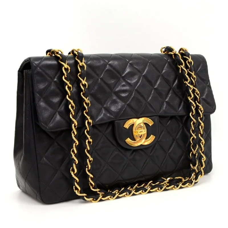 Chanel Chain Strap Handbag for Everyday UseQuilted Lambskin Leather Maxi Bag