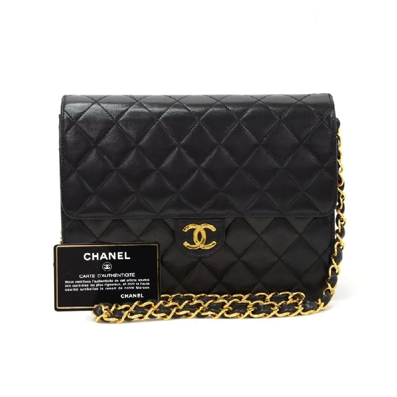 Chanel Chain Strap Handbag for Everyday UseQuilted Lambskin Leather Bag