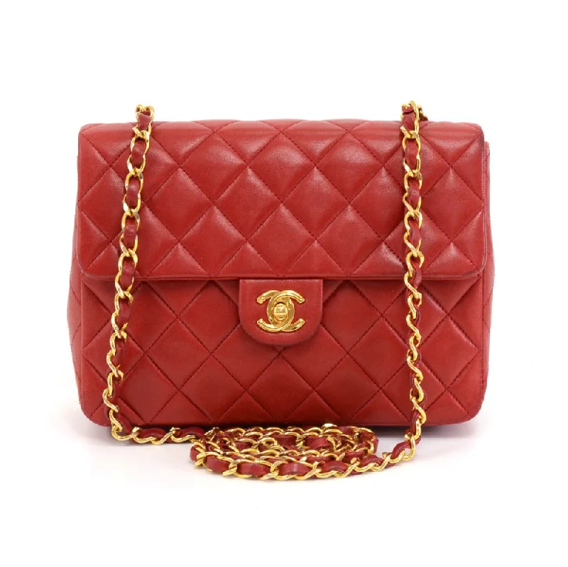 Chanel Colorful Handbag for Spring OutfitsQuilted Lambskin Leather Bag