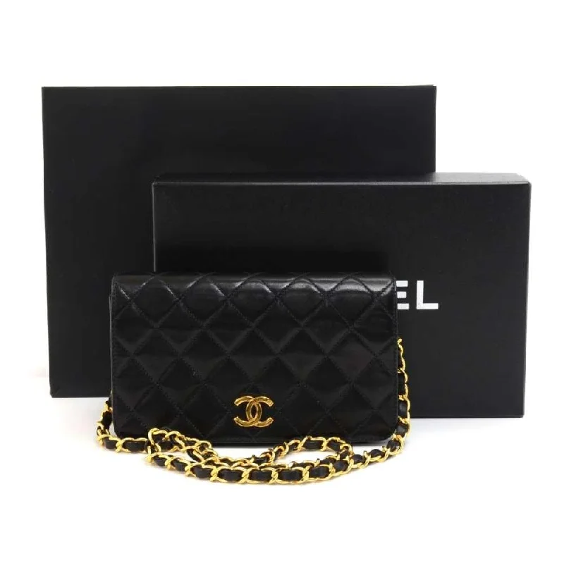 Chanel Vintage Inspired Handbag for Retro LoversQuilted Lambskin Leather Bag