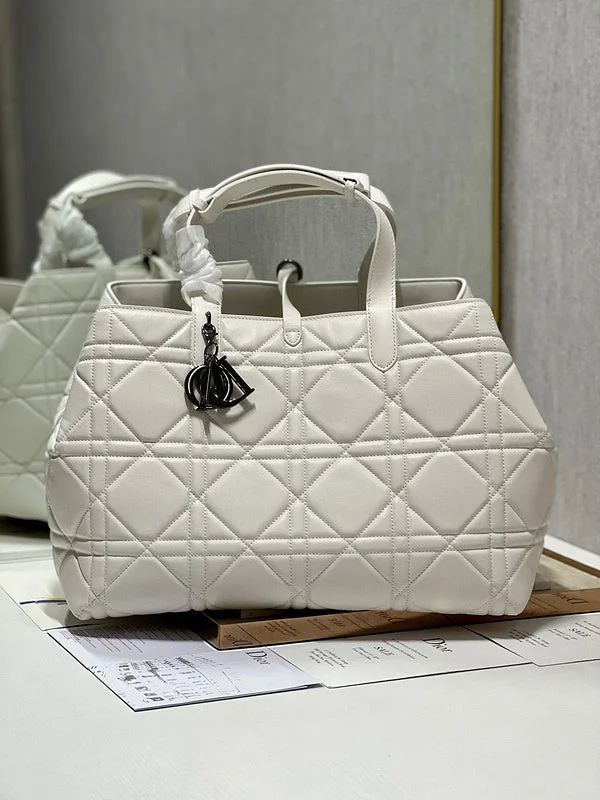 High - fashion Christian Dior bags with a geometric patternChristian Dior  Bags - 356