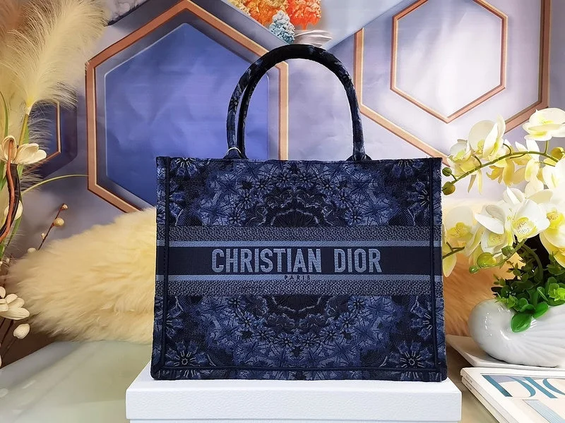 Christian Dior handbags with a removable shoulder strap for versatilityChristian Dior  Bags - 3710