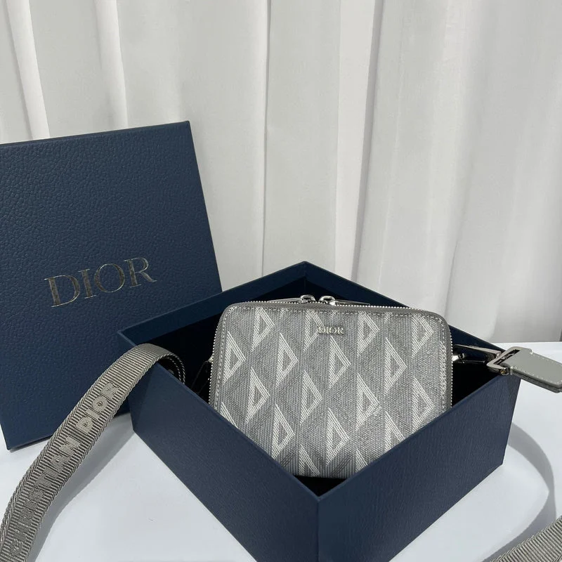 Christian Dior crossbody bags with a front - flap pocket for easy accessChristian Dior  Bags - 3720