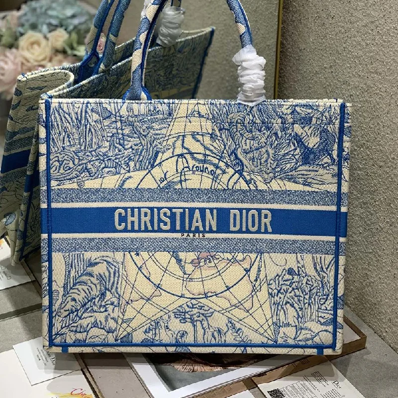 Fashion - forward Christian Dior tote bags for the modern womanDIOR BOOK TOTE