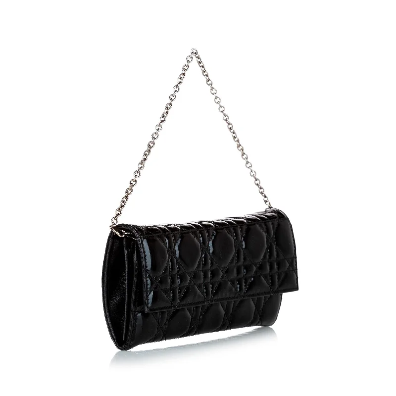 Christian Dior bags with a zip - top closure and multiple compartmentsDior Cannage Patent Leather Chain Flap (21783)